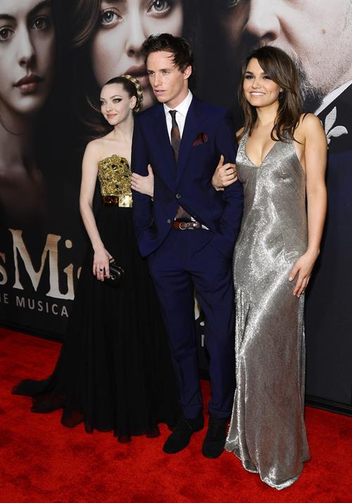 Amanda Seyfried 'Les Miserables' premiere in New York 12/10/12 