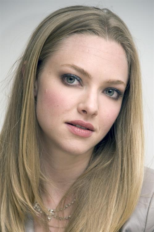 Amanda Seyfried Gone press conference portraits by Vera Anderson in Beverly Hills on February 10, 2012 