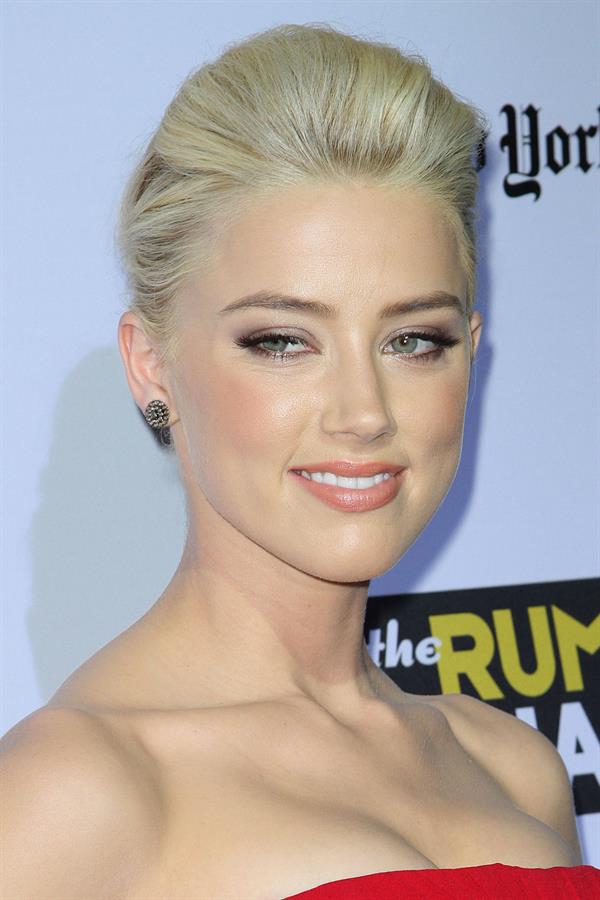 Amber Heard the Rum Diary premiere in Los Angeles on October 13, 2011