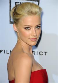 Amber Heard the Rum Diary premiere in Los Angeles on October 13, 2011
