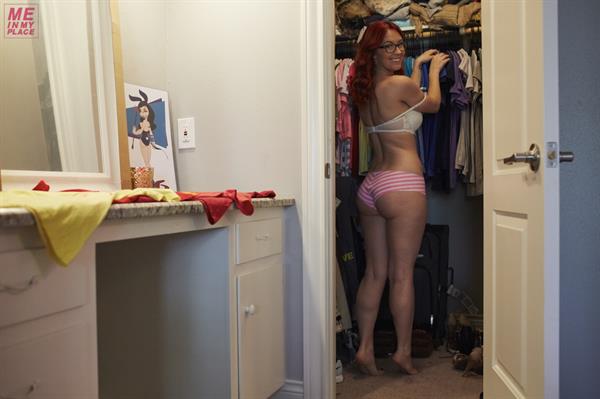 Meg Turney - Me in My Place - shows us around her room