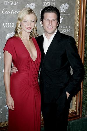 Amy Smart Art of Elysiums 2nd annual Black Tie Gala 