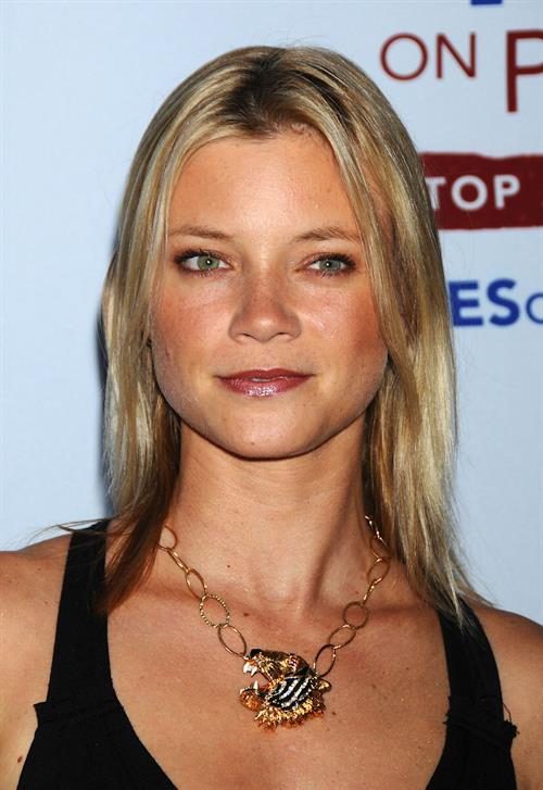 Amy Smart Yes on Prop 2 party in Los Angeles 