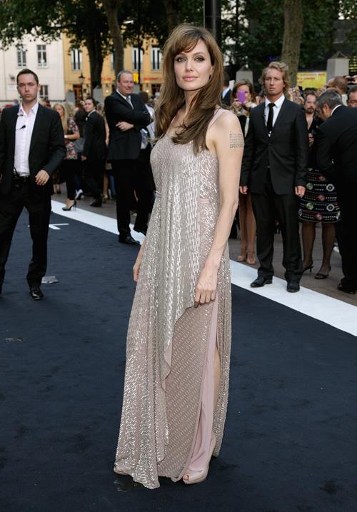 Angelina Jolie Salt Premiere in London on August 16, 2010 