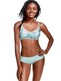 Zuri Tibby in lingerie