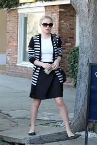 Anna Paquin at John Frieda Salon in Los Angeles on January 18, 2012