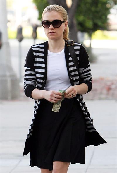 Anna Paquin at John Frieda Salon in Los Angeles on January 18, 2012