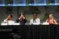 Anna Torv -  Fringe  press room at Comic-Con 2012 in San Diego (July 15, 2012)