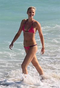 Anne Vyalitsyna bikini candids in Miami 11/23/12 