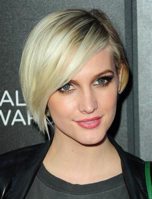 Ashlee Simpson Escape to Total Rewards Event in Hollywood Highland Center in Los Angeles on March 1, 2012