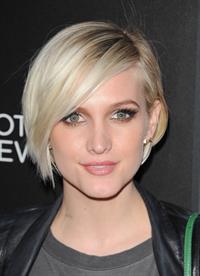 Ashlee Simpson Escape to Total Rewards Event in Hollywood Highland Center in Los Angeles on March 1, 2012