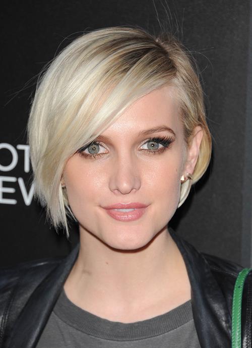 Ashlee Simpson Escape to Total Rewards Event in Hollywood Highland Center in Los Angeles on March 1, 2012