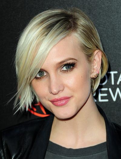 Ashlee Simpson Escape to Total Rewards Event in Hollywood Highland Center in Los Angeles on March 1, 2012