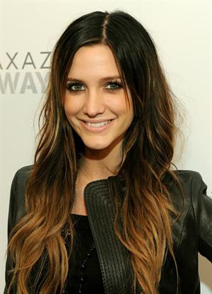 Ashlee Simpson at Max Azria Spring Collection on September 10, 2010