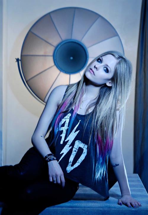 Avril Lavigne Abbey Dawn photoshoot 2012