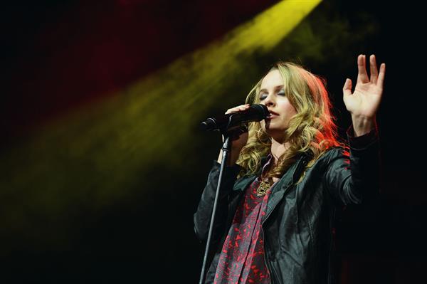 Bridgit Mendler – Q102 Jingle Ball 12/5/12  