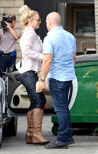 Britney Spears leaving dance studio in Sherman Oaks, on October 24, 2013