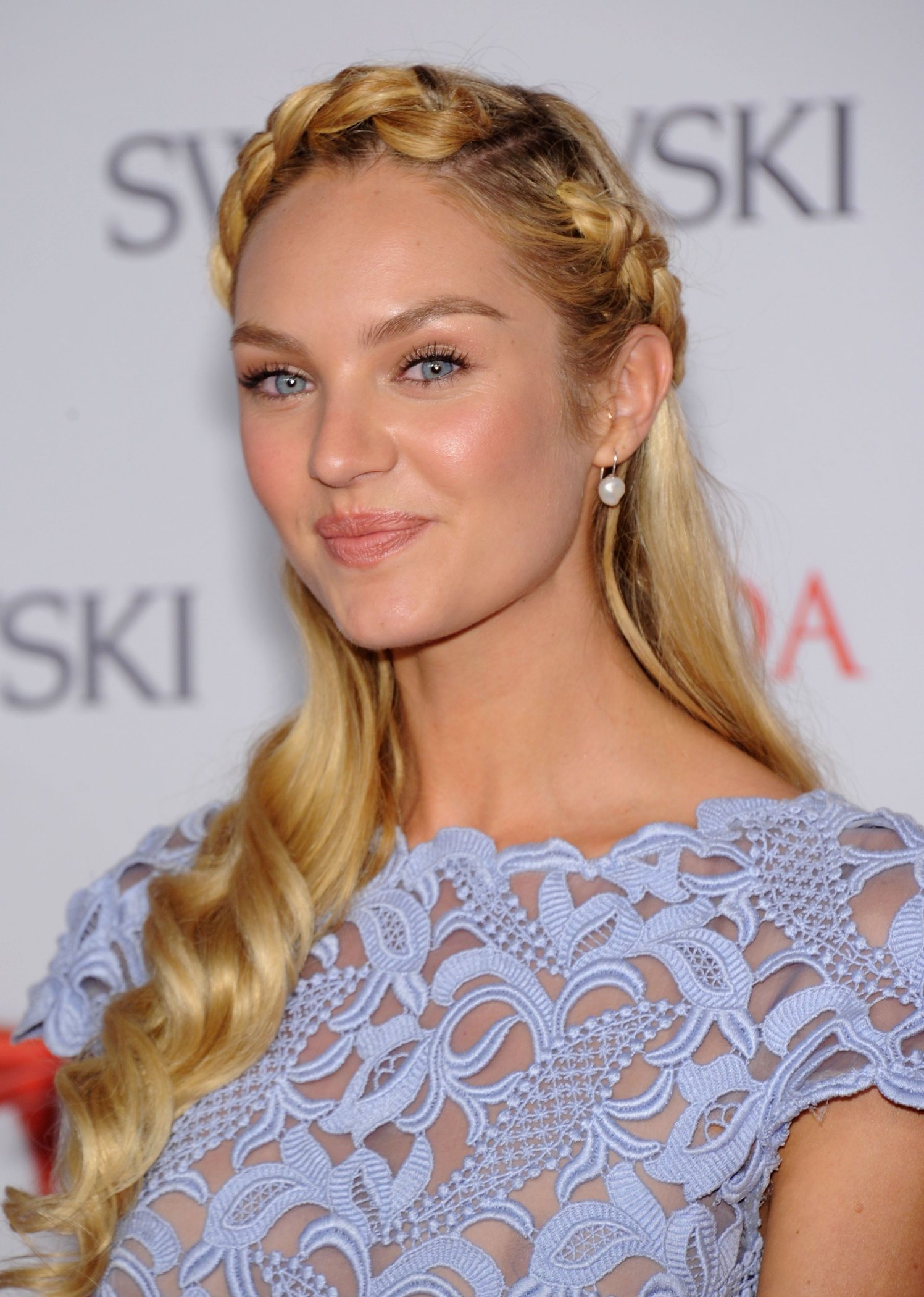 Candice Swanepoel Pictures Candice Swanepoel - 2012 CFDA Fashion Awards in New York City (June 4, 2012)