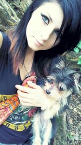 Neon Lynxie taking a selfie