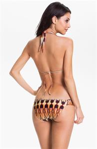 Mayra Suárez in a bikini - ass