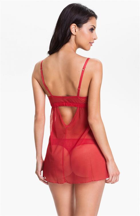 Mayra Suárez in lingerie