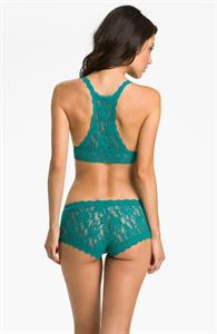 Mayra Suárez in lingerie - ass