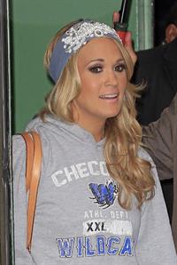 Carrie Underwood “Good Morning America” departure candids in New York, November 1, 2013 