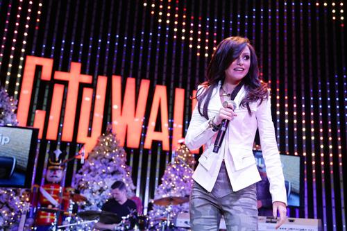 Cher Lloyd Towers Black Friday Concert in Universal City 11/23/12 