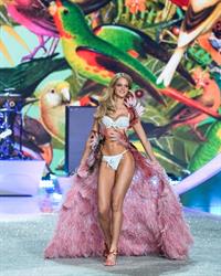 Erin Heatherton in lingerie