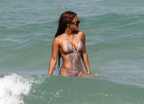 Christina Milian - At the beach (bikini) - Miami Florida 19.07.12