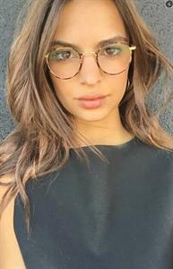 Emily Ratajkowski taking a selfie