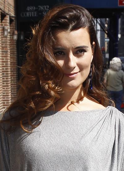 Cote De Pablo outside the Ed Sullivan Theater for Letterman on April 25, 2011 