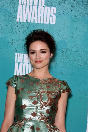 Crystal Reed - 2012 MTV Movie Awards (Arrival) in Universal City (June 3, 2012)
