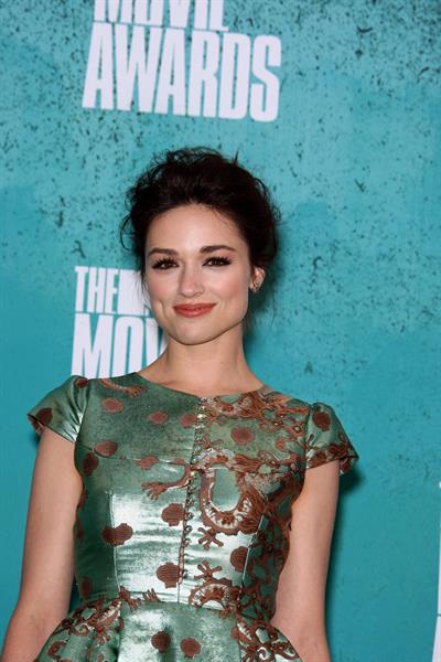 Crystal Reed - 2012 MTV Movie Awards (Arrival) in Universal City (June 3, 2012)