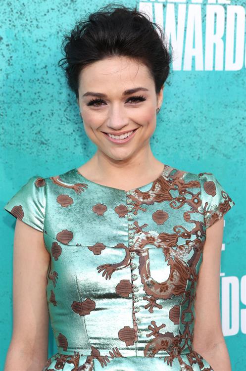 Crystal Reed - 2012 MTV Movie Awards (Arrival) in Universal City (June 3, 2012)