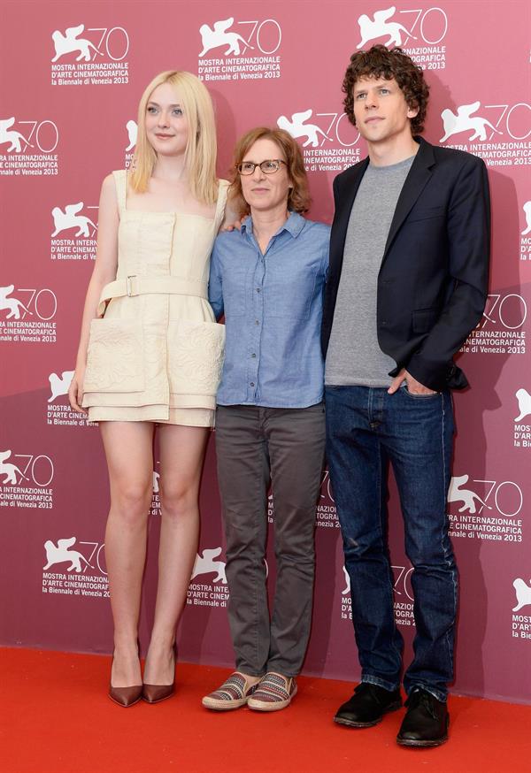 Dakota Fanning - Night Moves photocall VFF 8/31/13