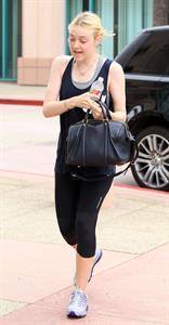 Dakota Fanning spotted at the gym in Studio City (24.08.2012)