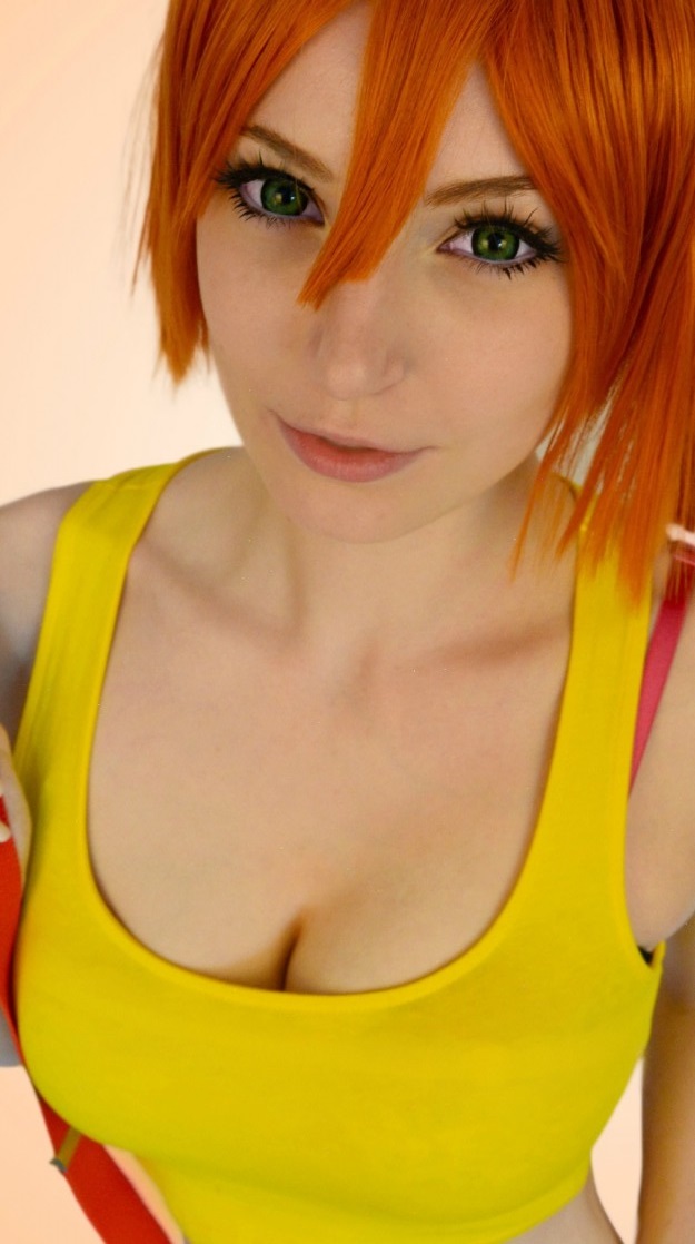 Enji Night taking a selfie