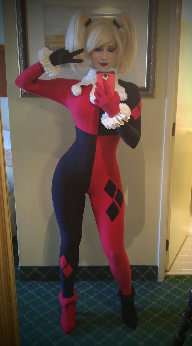 Enji Night as Harley Quinn