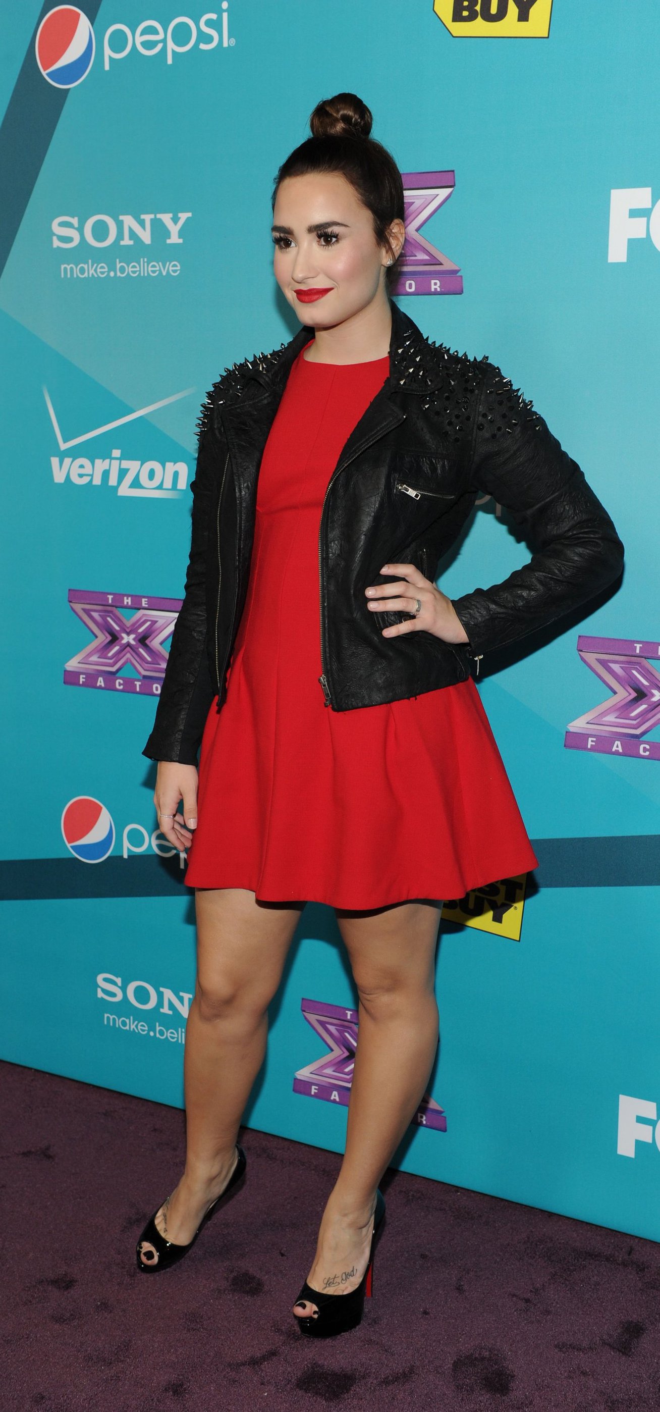Demi Lovato The Factor finalists party in LA 11/5/12