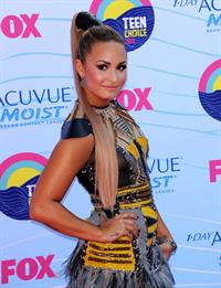 Demi Lovato - 2012 Teen Choice Awards in Universal City (July 22, 2012)
