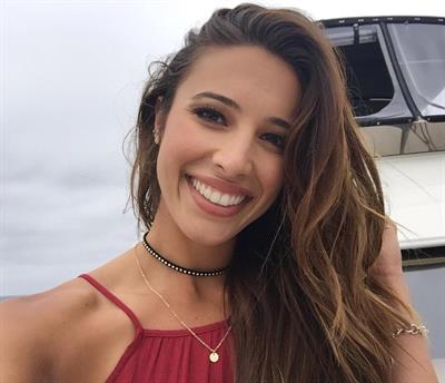 Sierra Dallas taking a selfie