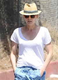 Diane Kruger Taking a Sunday stroll in Hollywood 11.08.13 