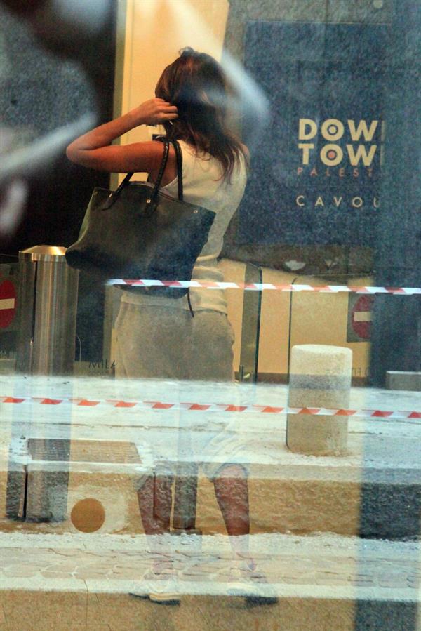Elisabetta Canalis arrives at Downtown gym in Milan - October 3, 2012 