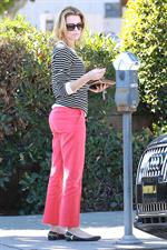 Elizabeth Banks out and about in Los Angeles 1/19/13 