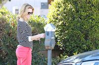 Elizabeth Banks out and about in Los Angeles 1/19/13 