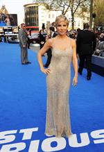 Elsa Pataky attends the premiere of Fast & Furious 6 at the Empire Leicester Square in London (07.05.2013) 