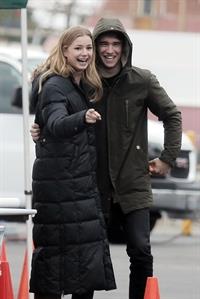 Emily VanCamp - On the Set of Revenge in Los Angeles (07.02.2013) 