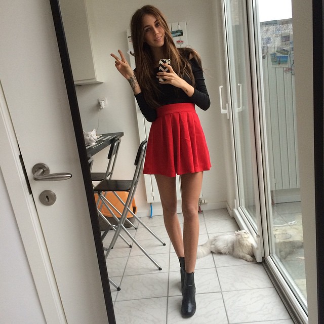 Talisa Loup taking a selfie