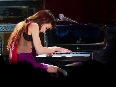 Fiona Apple - Performing at the Hollywood Palladium - July 29, 2012